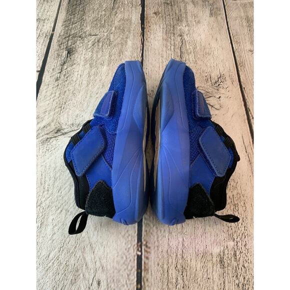 JORDAN Boy’s Toddler Zion 2 Basketball Shoes / Size: 8C - Picture 4 of 8